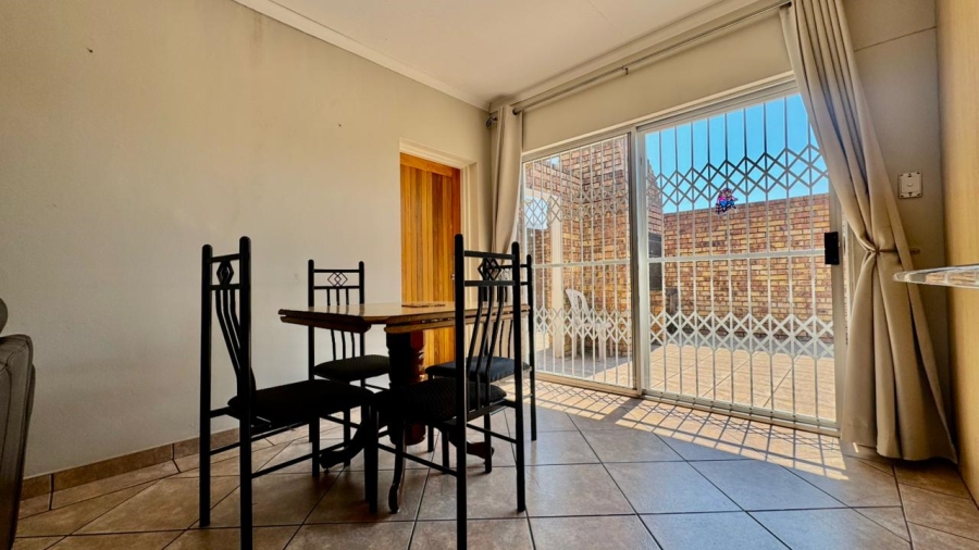 3 Bedroom Property for Sale in Huttenheights KwaZulu-Natal