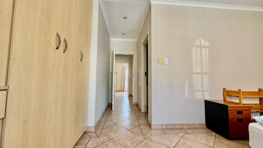 3 Bedroom Property for Sale in Huttenheights KwaZulu-Natal
