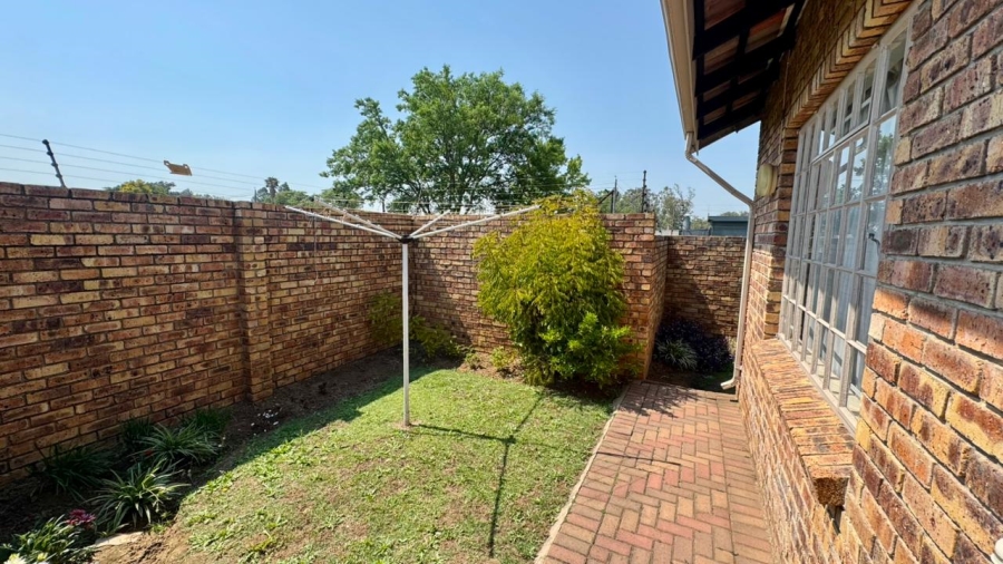 3 Bedroom Property for Sale in Huttenheights KwaZulu-Natal