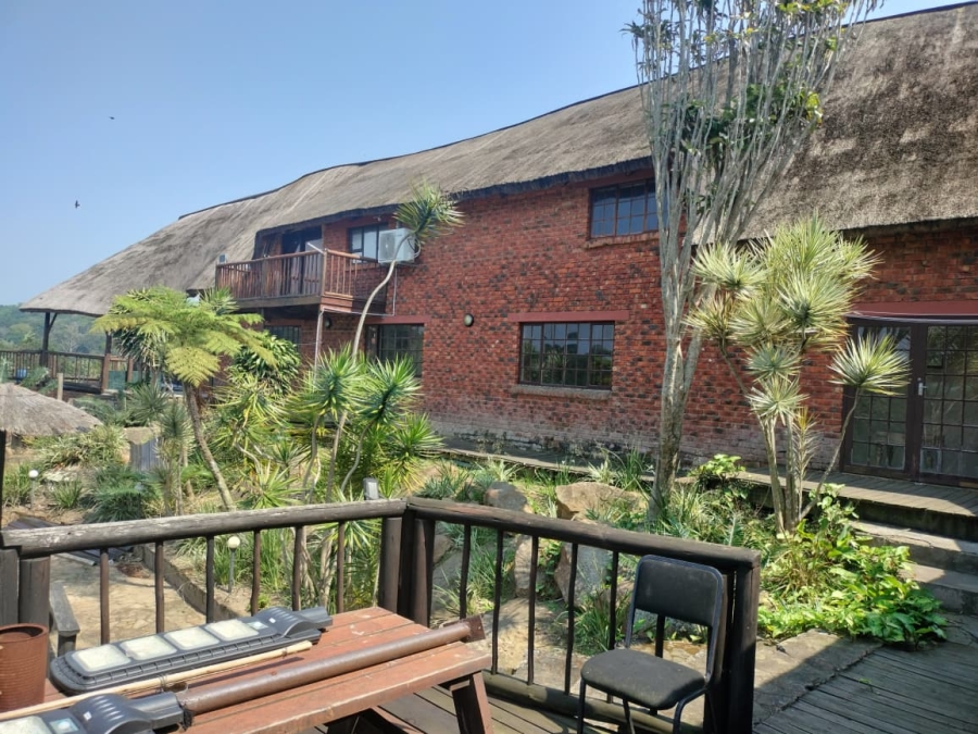 6 Bedroom Property for Sale in St Michaels On Sea KwaZulu-Natal
