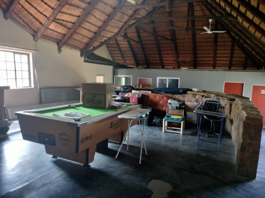 6 Bedroom Property for Sale in St Michaels On Sea KwaZulu-Natal