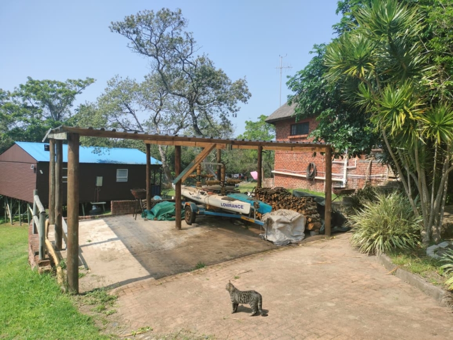 6 Bedroom Property for Sale in St Michaels On Sea KwaZulu-Natal