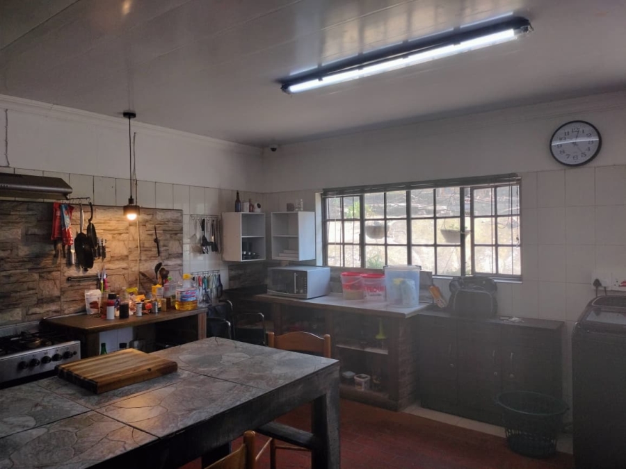 6 Bedroom Property for Sale in St Michaels On Sea KwaZulu-Natal