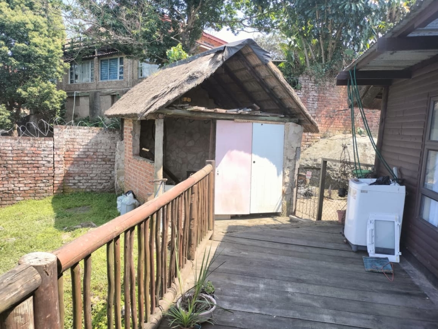 6 Bedroom Property for Sale in St Michaels On Sea KwaZulu-Natal