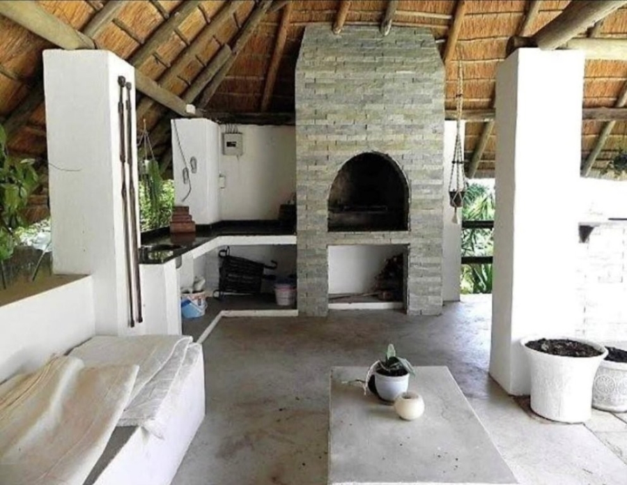 4 Bedroom Property for Sale in St Michaels On Sea KwaZulu-Natal