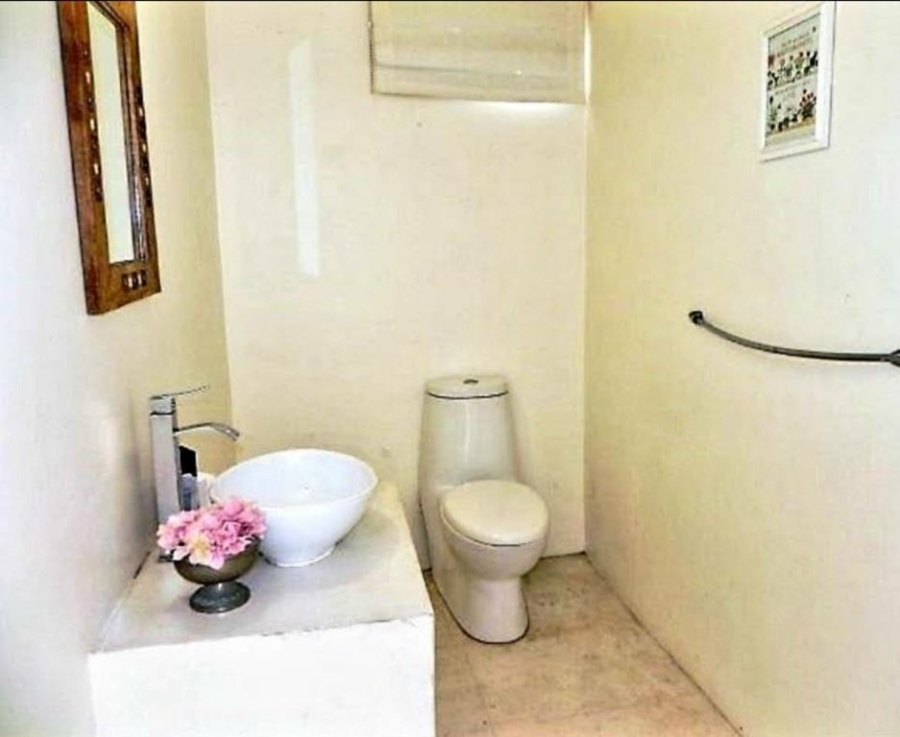 4 Bedroom Property for Sale in St Michaels On Sea KwaZulu-Natal