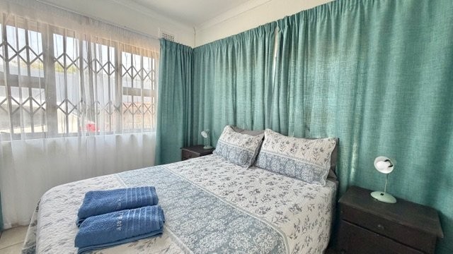 5 Bedroom Property for Sale in Uvongo KwaZulu-Natal