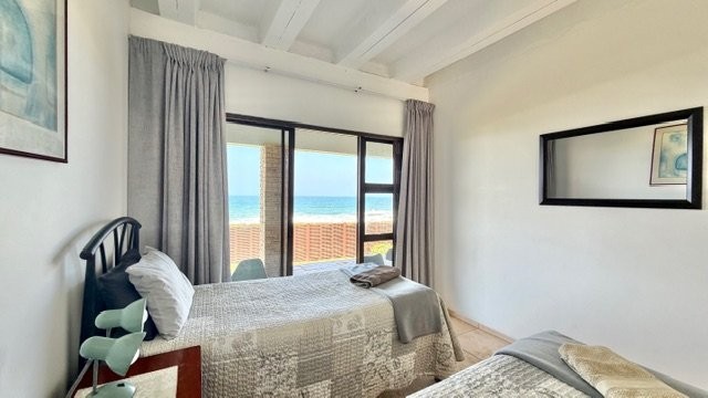 5 Bedroom Property for Sale in Uvongo KwaZulu-Natal