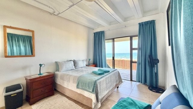 5 Bedroom Property for Sale in Uvongo KwaZulu-Natal