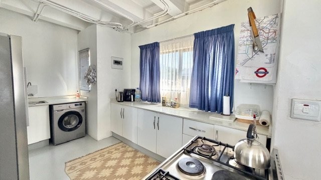 5 Bedroom Property for Sale in Uvongo KwaZulu-Natal