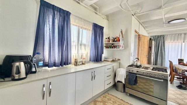 5 Bedroom Property for Sale in Uvongo KwaZulu-Natal