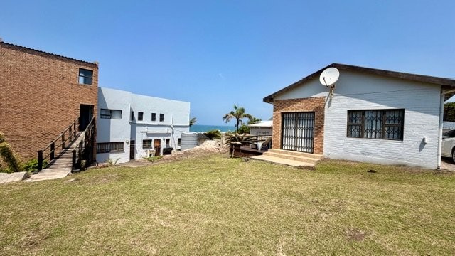 5 Bedroom Property for Sale in Uvongo KwaZulu-Natal