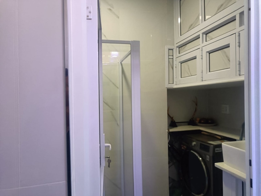 2 Bedroom Property for Sale in Point Waterfront KwaZulu-Natal