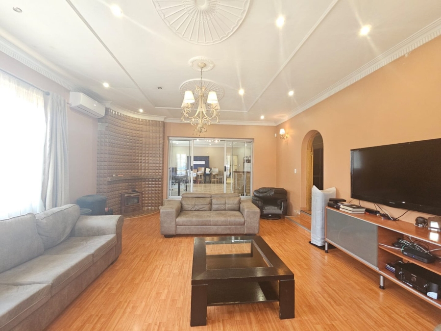 3 Bedroom Property for Sale in Paradise KwaZulu-Natal