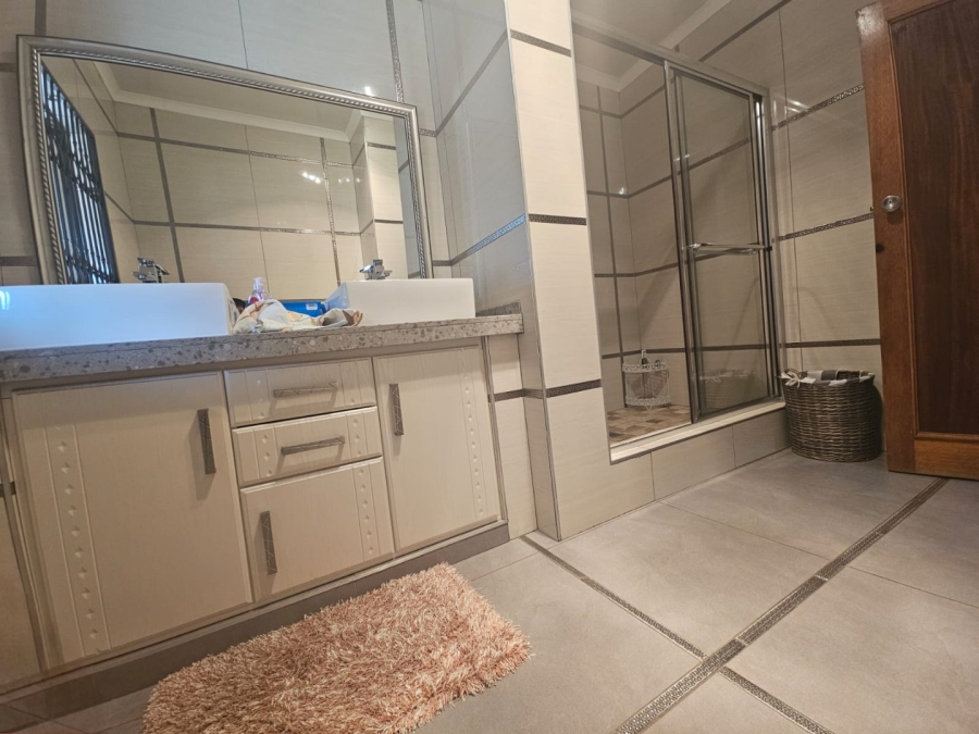 3 Bedroom Property for Sale in Paradise KwaZulu-Natal
