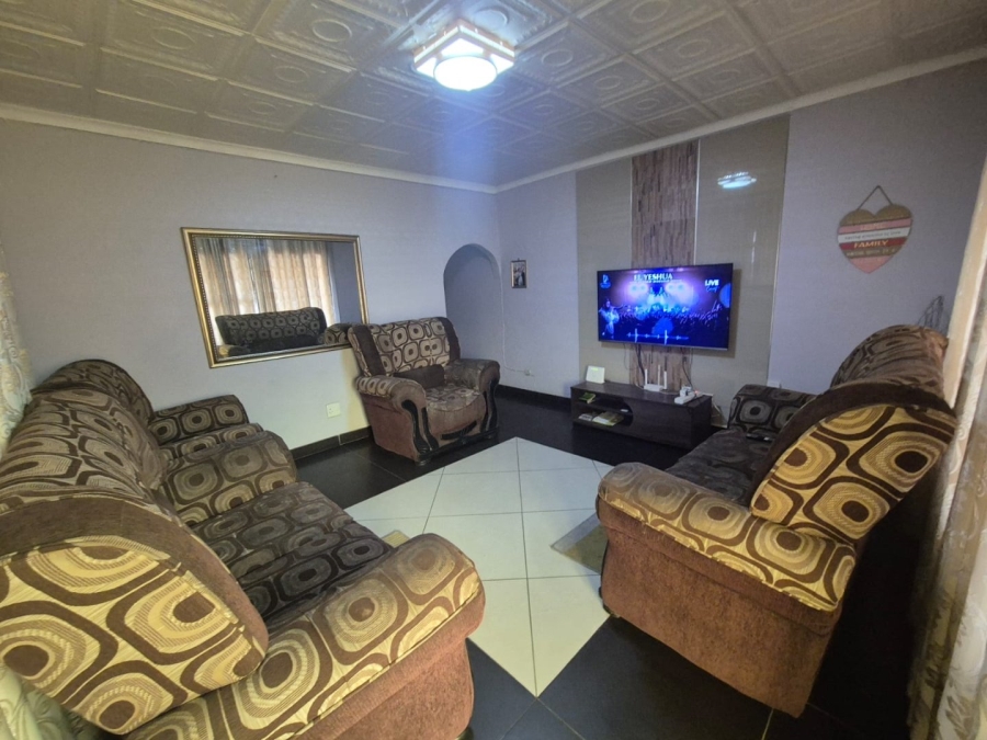  Bedroom Property for Sale in Merebank East KwaZulu-Natal