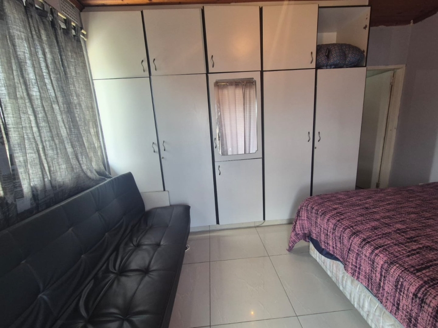  Bedroom Property for Sale in Merebank East KwaZulu-Natal