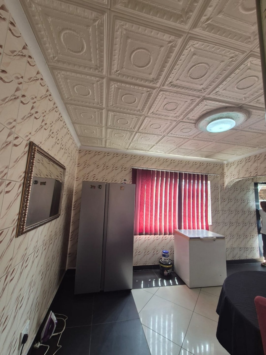  Bedroom Property for Sale in Merebank East KwaZulu-Natal