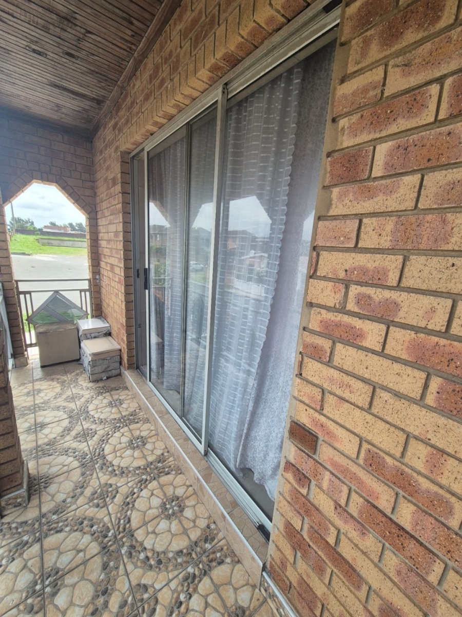  Bedroom Property for Sale in Merebank East KwaZulu-Natal