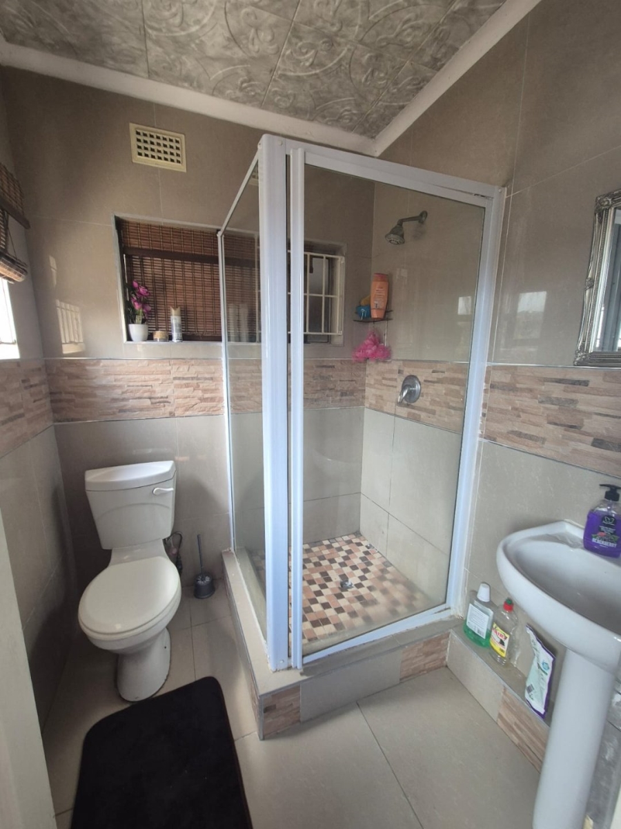  Bedroom Property for Sale in Merebank East KwaZulu-Natal