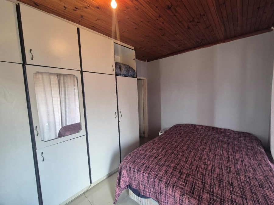  Bedroom Property for Sale in Merebank East KwaZulu-Natal