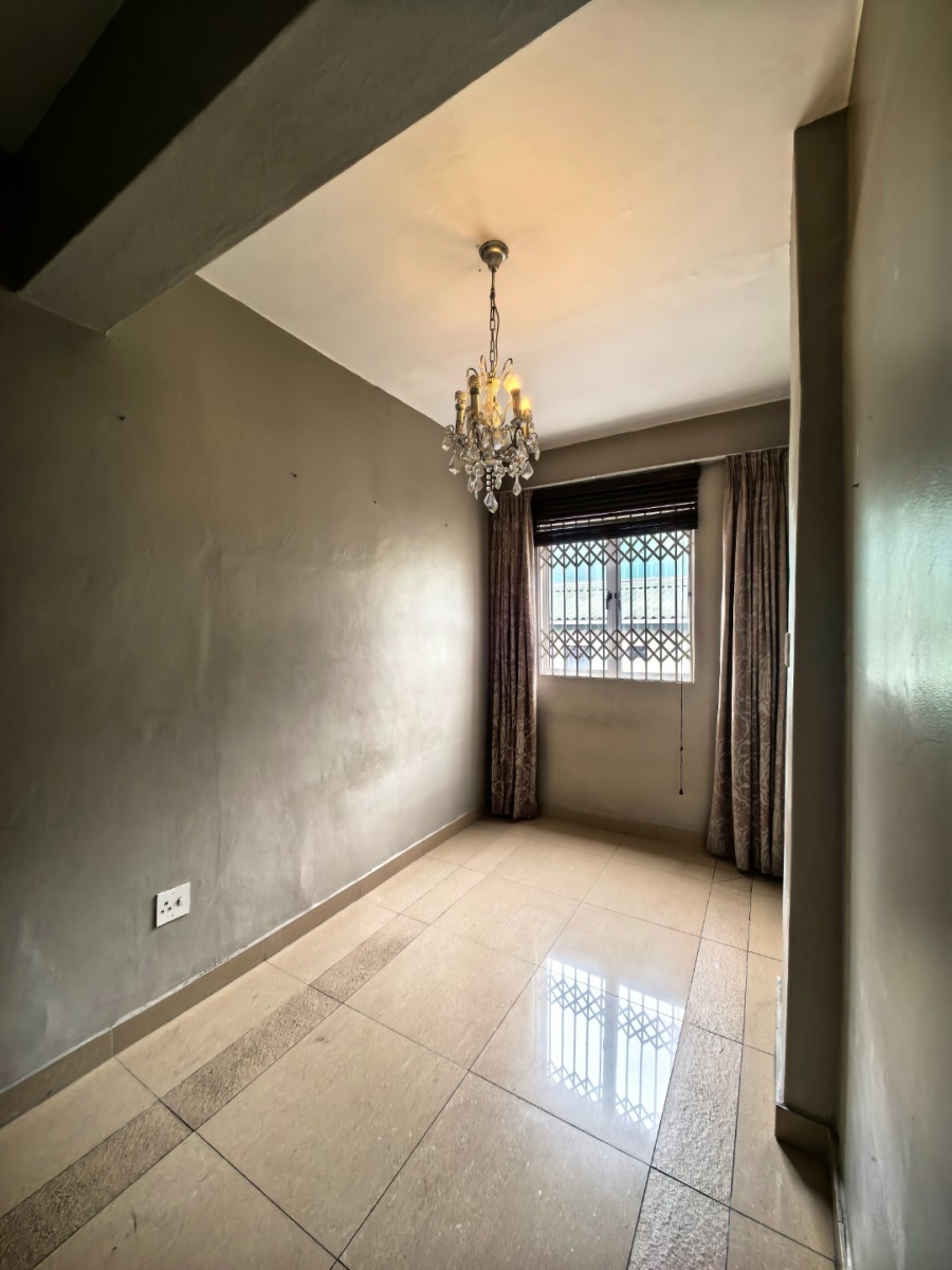 To Let 2 Bedroom Property for Rent in Windermere KwaZulu-Natal