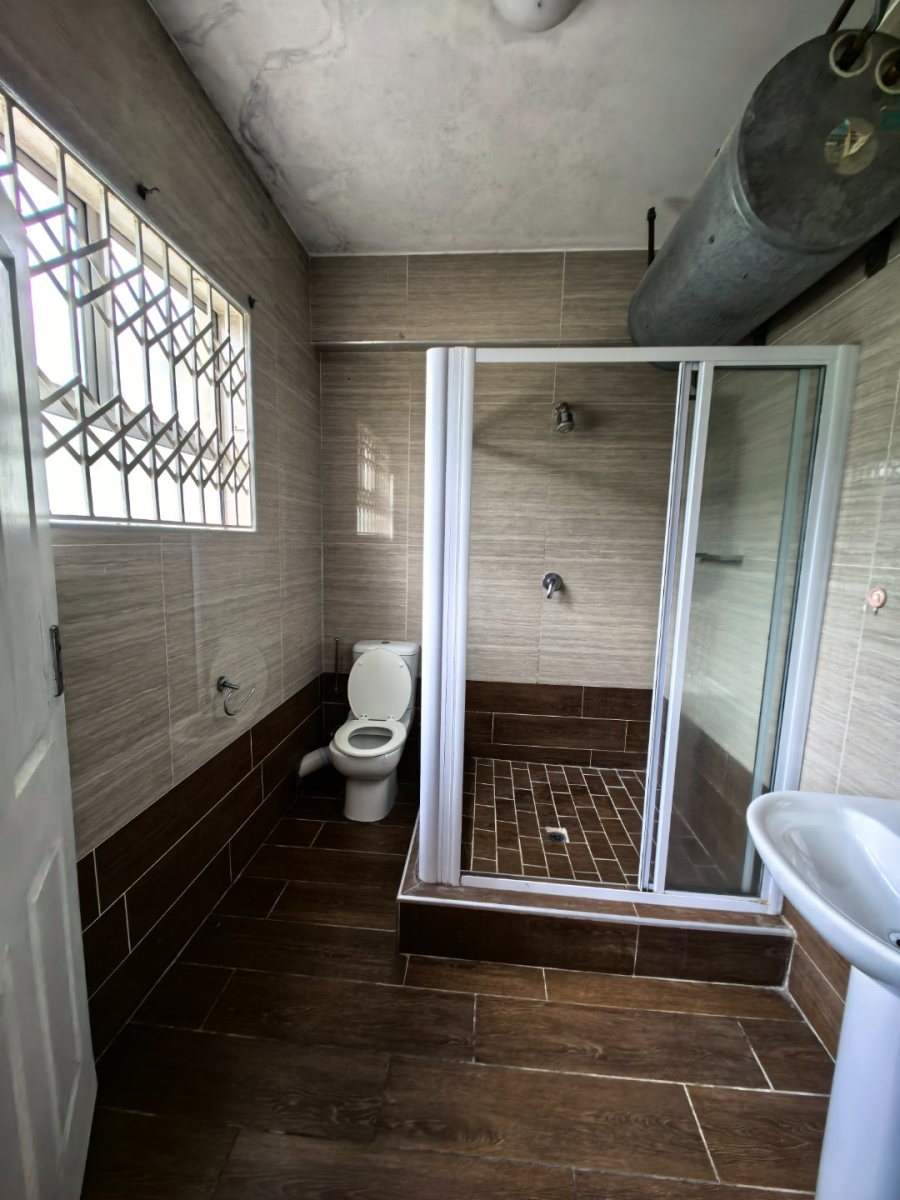To Let 2 Bedroom Property for Rent in Windermere KwaZulu-Natal