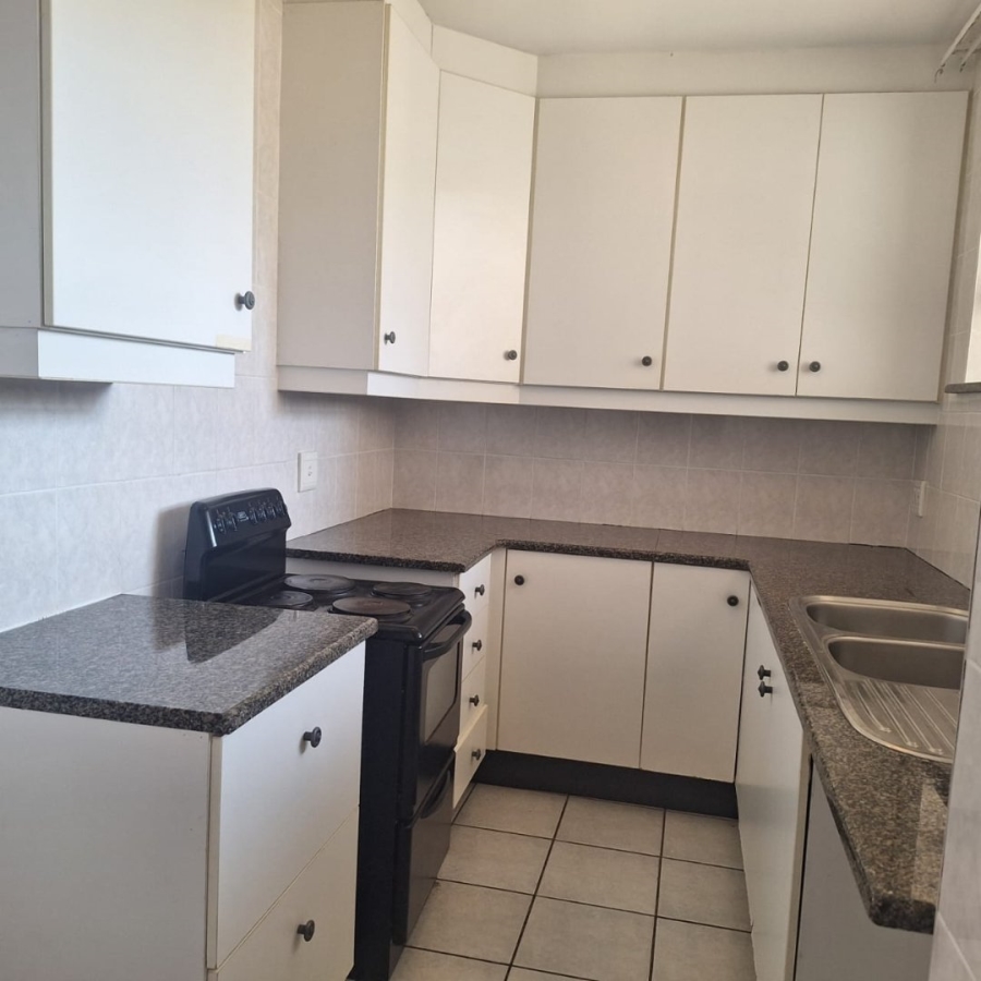To Let 1 Bedroom Property for Rent in Essenwood KwaZulu-Natal