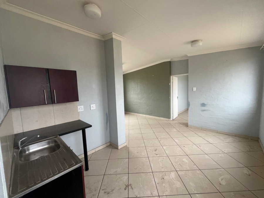 To Let  Bedroom Property for Rent in Madadeni J KwaZulu-Natal