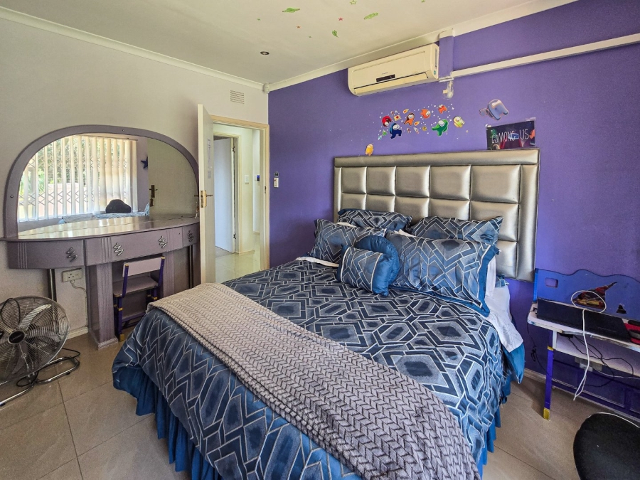 3 Bedroom Property for Sale in Oslo Beach KwaZulu-Natal