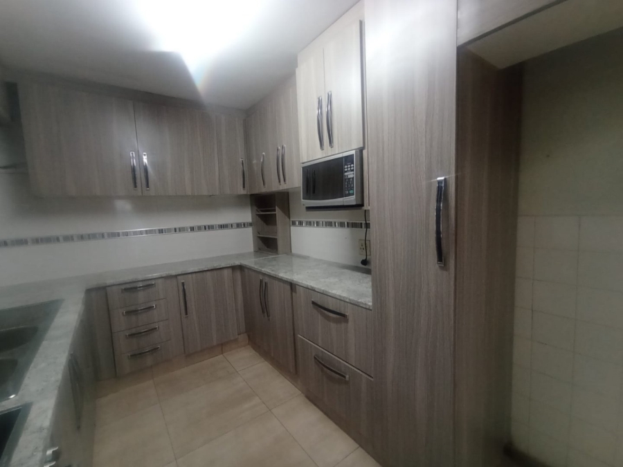 2 Bedroom Property for Sale in Prestbury KwaZulu-Natal