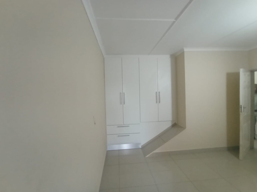 2 Bedroom Property for Sale in Prestbury KwaZulu-Natal