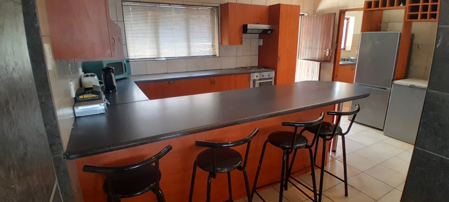 6 Bedroom Property for Sale in Ramsgate KwaZulu-Natal