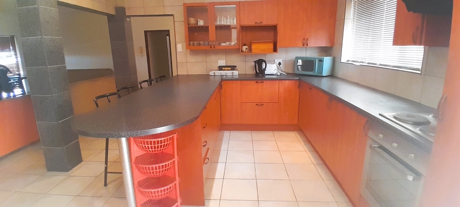6 Bedroom Property for Sale in Ramsgate KwaZulu-Natal