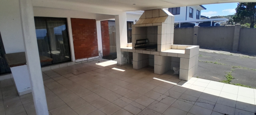 6 Bedroom Property for Sale in Ramsgate KwaZulu-Natal
