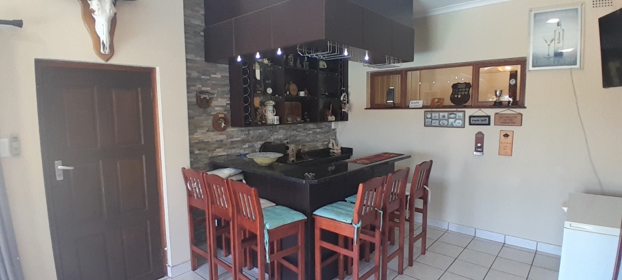 4 Bedroom Property for Sale in Shelly Beach KwaZulu-Natal