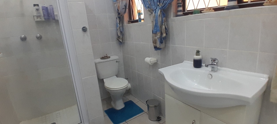 4 Bedroom Property for Sale in Shelly Beach KwaZulu-Natal
