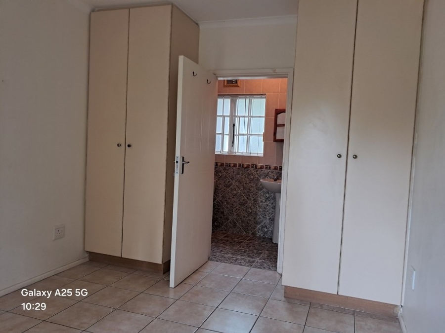 4 Bedroom Property for Sale in Umtentweni KwaZulu-Natal