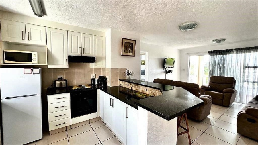 2 Bedroom Property for Sale in Uvongo KwaZulu-Natal
