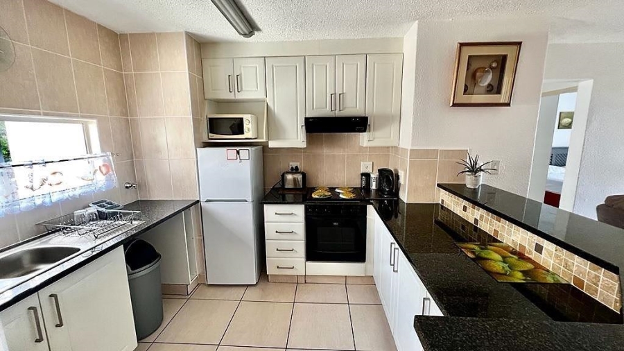2 Bedroom Property for Sale in Uvongo KwaZulu-Natal