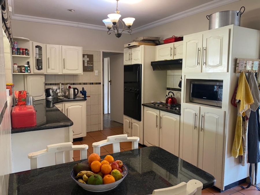 4 Bedroom Property for Sale in Montrose KwaZulu-Natal