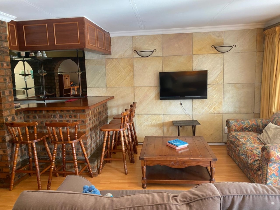 4 Bedroom Property for Sale in Montrose KwaZulu-Natal