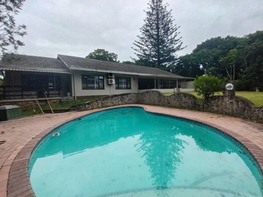 3 Bedroom Property for Sale in Uvongo KwaZulu-Natal