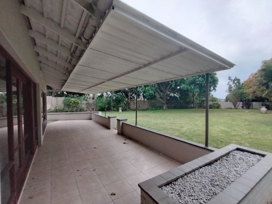 3 Bedroom Property for Sale in Uvongo KwaZulu-Natal