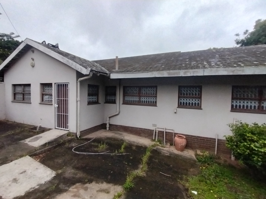 3 Bedroom Property for Sale in Uvongo KwaZulu-Natal