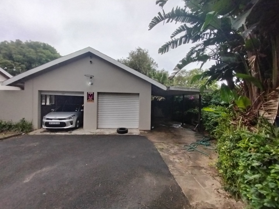 3 Bedroom Property for Sale in Uvongo KwaZulu-Natal