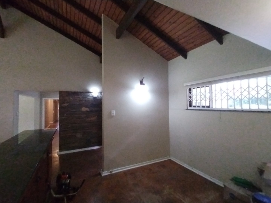 3 Bedroom Property for Sale in Uvongo KwaZulu-Natal
