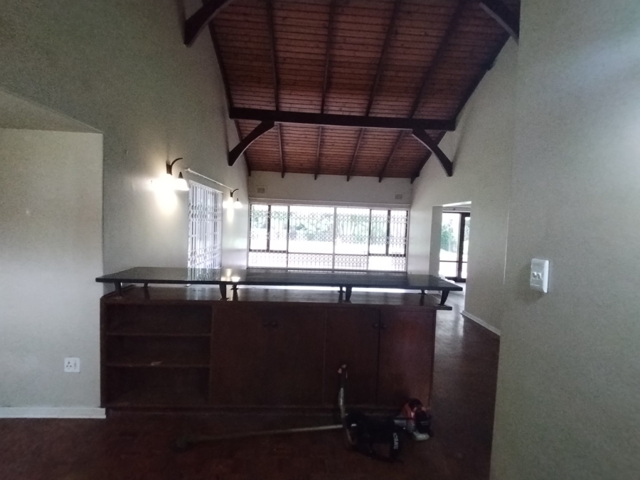 3 Bedroom Property for Sale in Uvongo KwaZulu-Natal