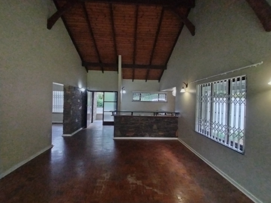 3 Bedroom Property for Sale in Uvongo KwaZulu-Natal