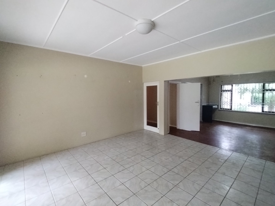 3 Bedroom Property for Sale in Uvongo KwaZulu-Natal